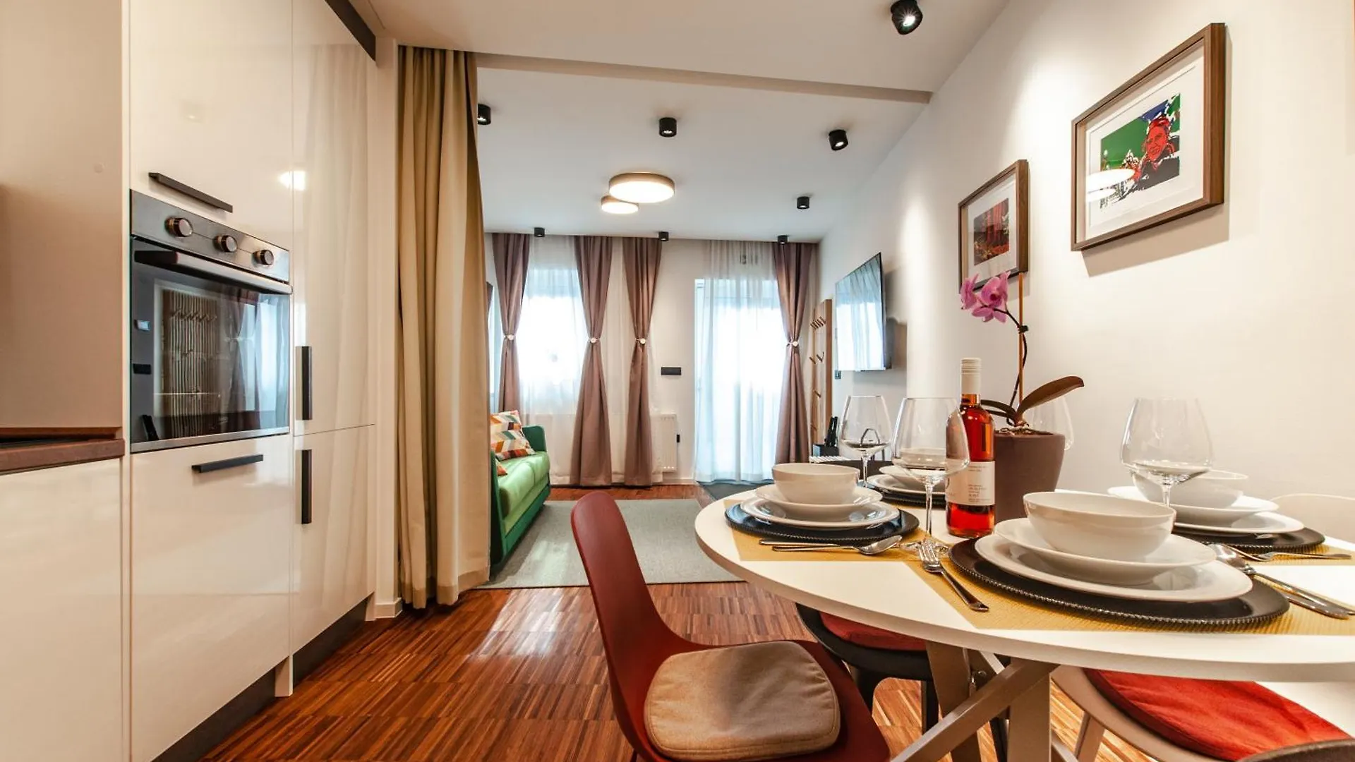 Six In The City Apartment, Ljubljana Slovenien
