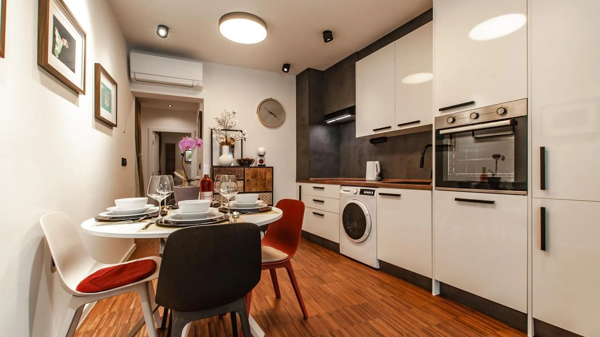 Apartment Six In The City Apartment, Ljubljana