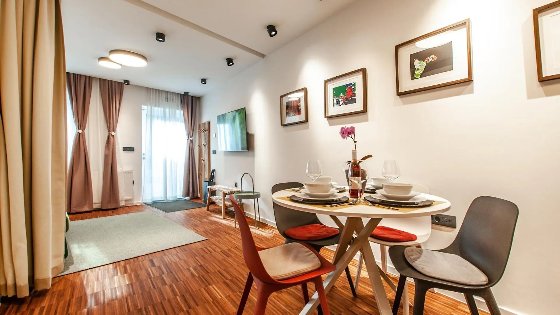 Six In The City Apartment, Ljubljana Apartment